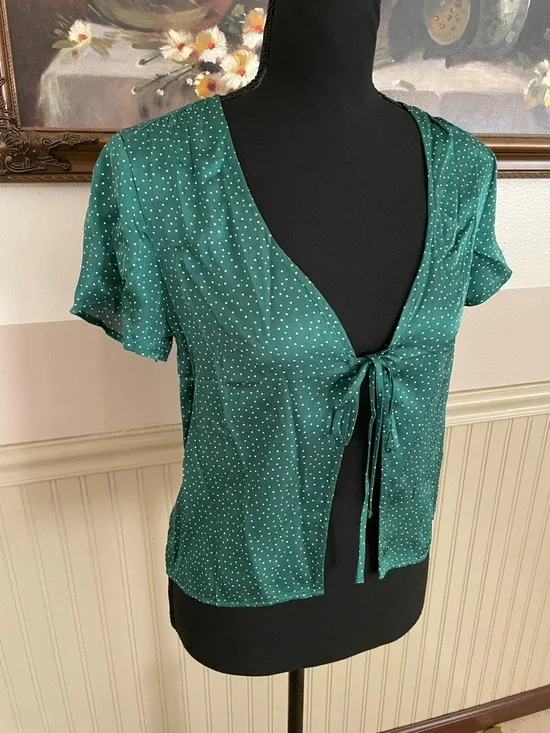 Aerie Off-Duty Satin Emerald Green Polka Dot Tie-Front Blouse size XS - Picture 4 of 13